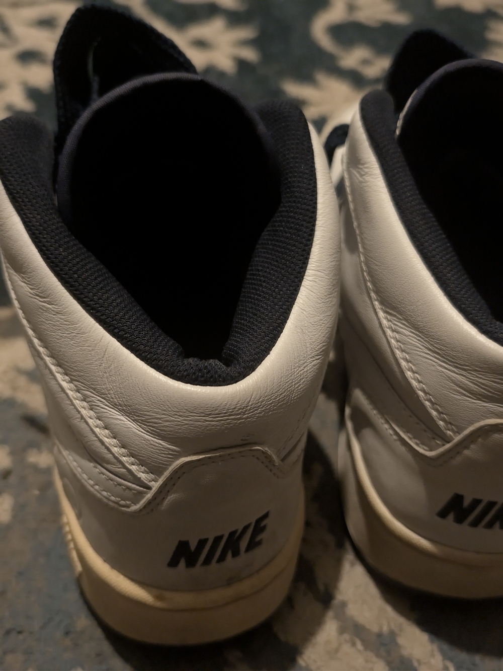 Nike High-Top Sneakers in White & Navy Blue - Picture 4 of 7